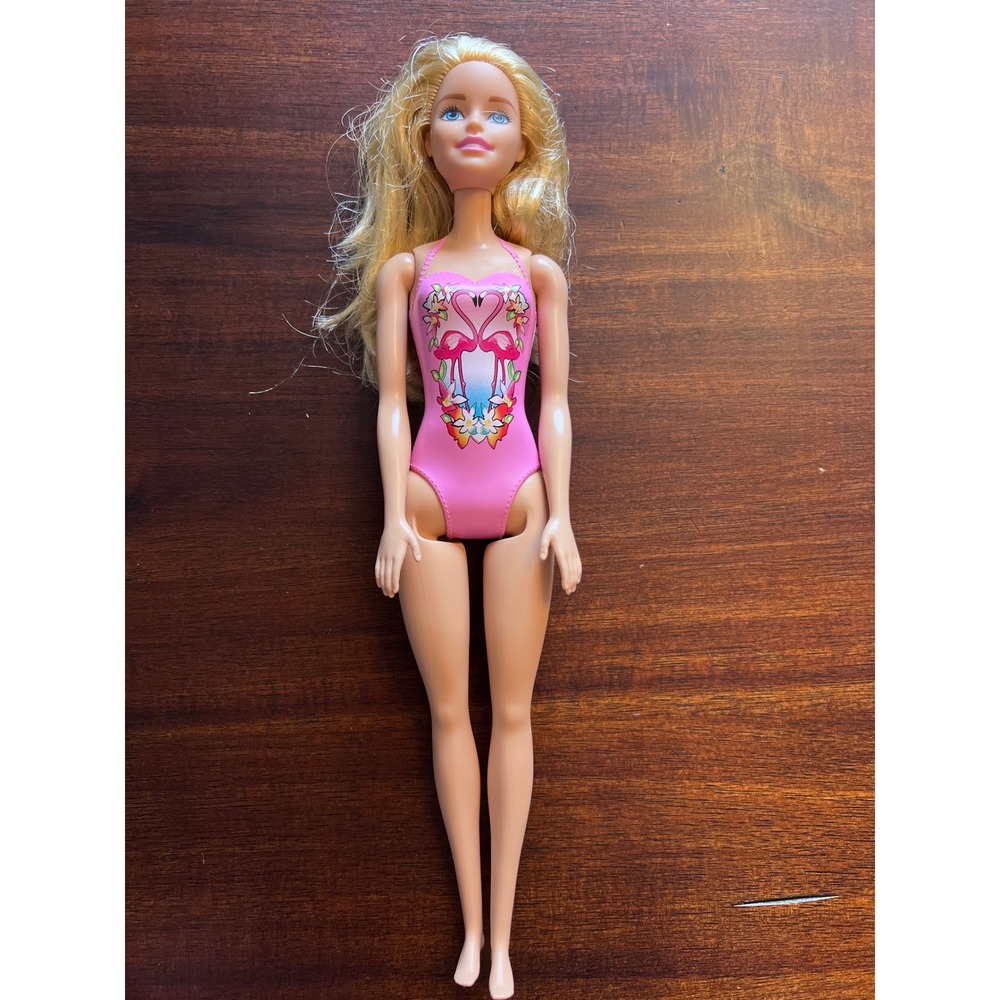 Barbie Water Play Beach Doll Mattel Pink Flamingo Molded Swimsuit Blonde 2015